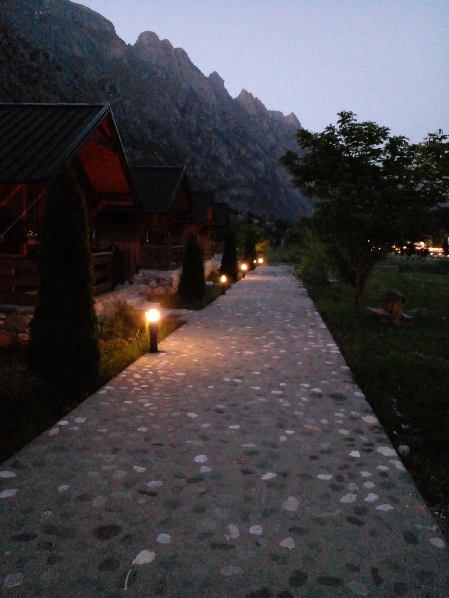 Вилла Cntr Park Valbona Экстерьер фото